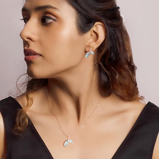 Leaf Pendant & Earrings Set